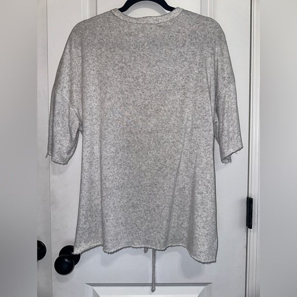 Hummingbird Grey Sweater Top - Picture 2 of 9